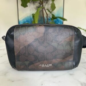 Coach Graham Utility Pack In Signature Canvas With Camo Print F40650 Black Green